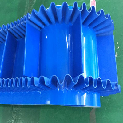 2つから20の層はコンベヤー ベルトの港の波形のサイドウォール ベルトを傾斜させた